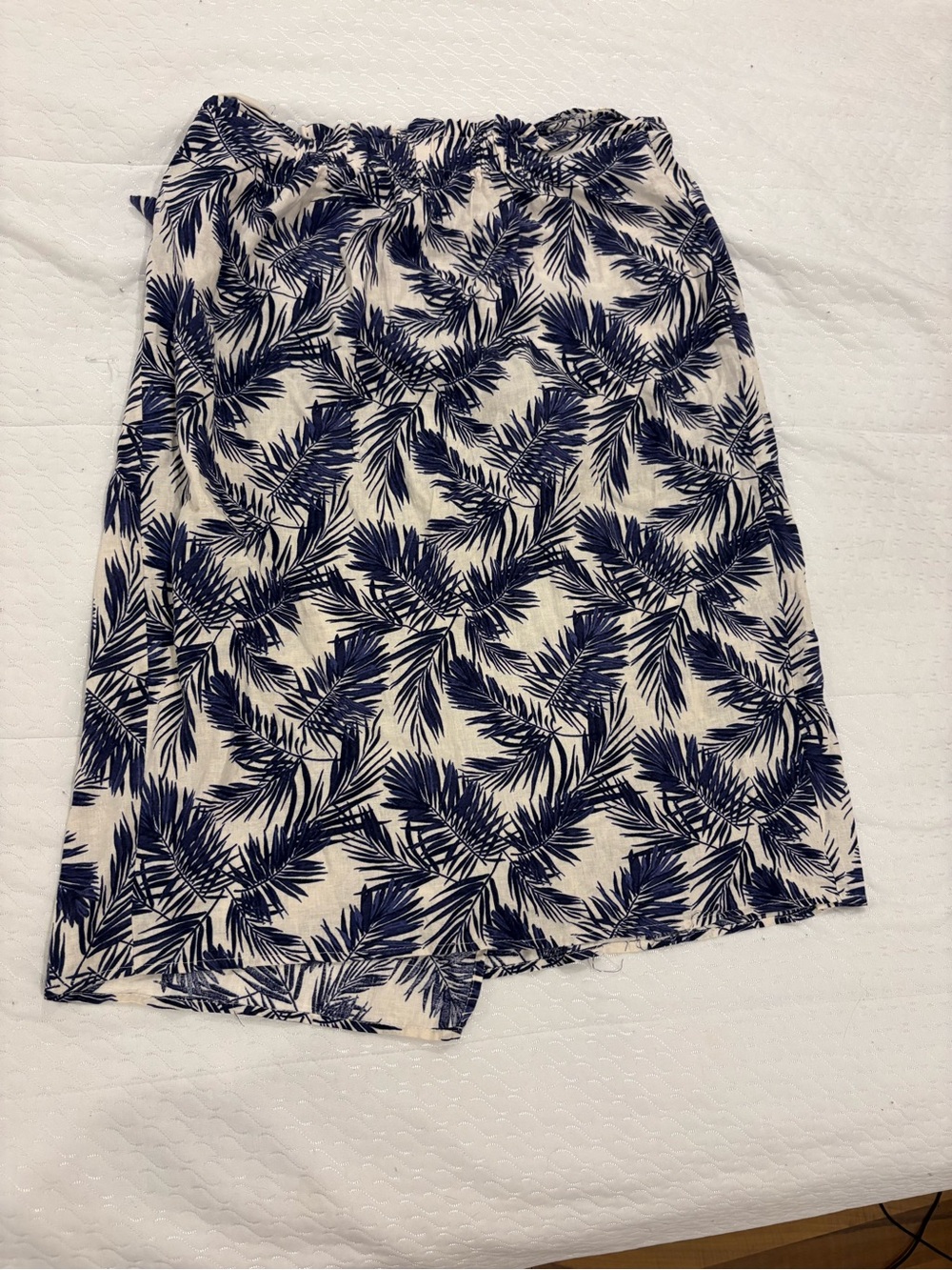 Panama Jack Navy Palm-Print Asymmetrical Skirt - Picture 2 of 4